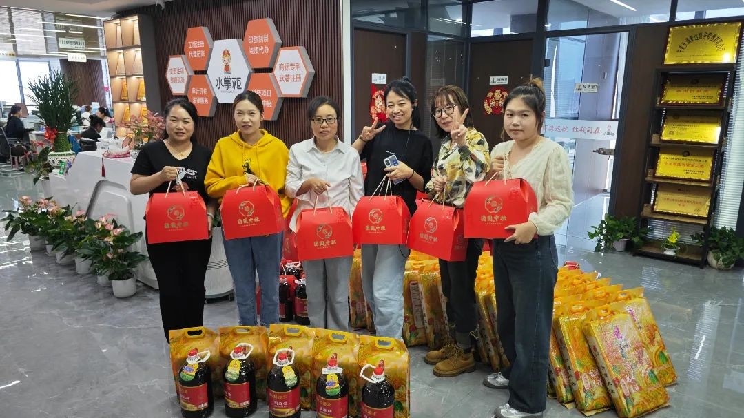 工商注册,代理记账,企业税筹,审计报告,资质代办 工商注册,代理记账,企业税筹,审计报告,资质代办